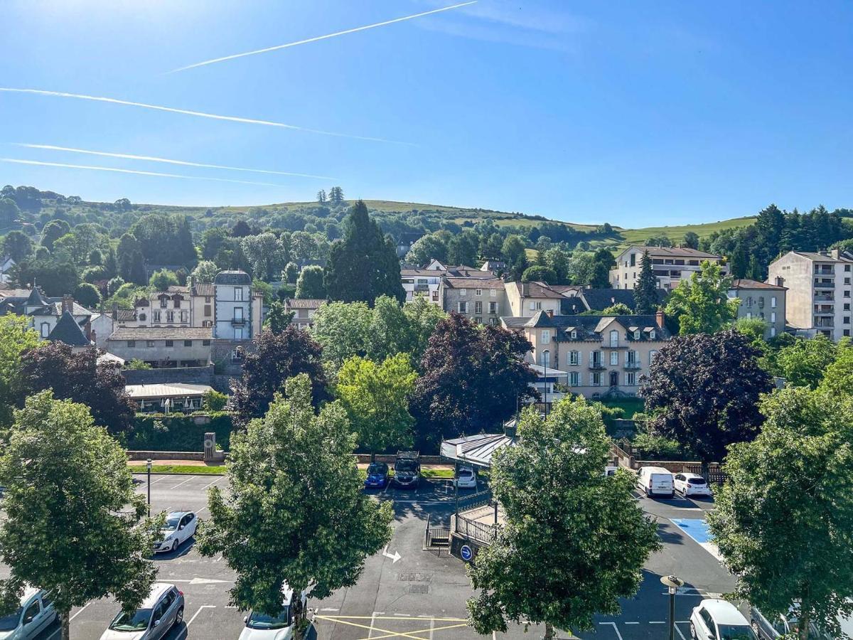 Apartamento Le Frere Charmes Aurillac Exterior foto